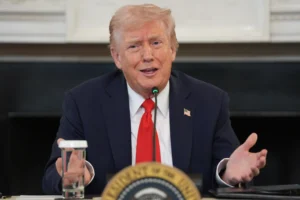 ترامب يعلن زيارة وشيكة إلى مصر بدعوة من السيسي.. رهينة باتفاق غزة